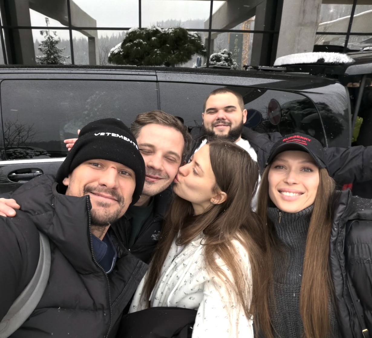 Цимбалюк підігрів чутки про роман з акторкою-подругою: хто вона